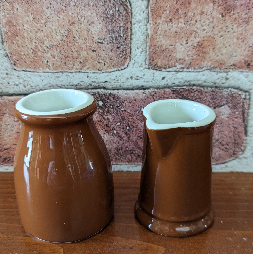 Vintage Hall China individual creamers set of 2